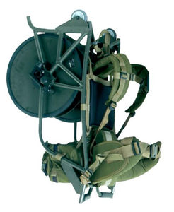 قرقره کابل.    |   بازو دستی.    یا کرنک دستی.  |    سیار.   |     کوله پشتی