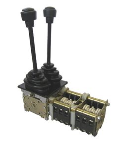 سوئیچ اهرم دار | چند قطبی | برای کنترل کشش و ترمز کردن