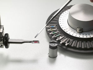 نمونه بردار از فاز جامد