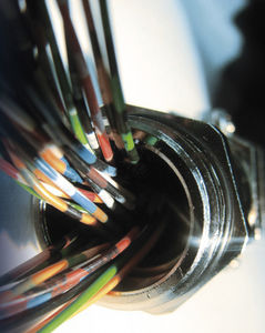 دسته سیم با کانکتور برای خودرو